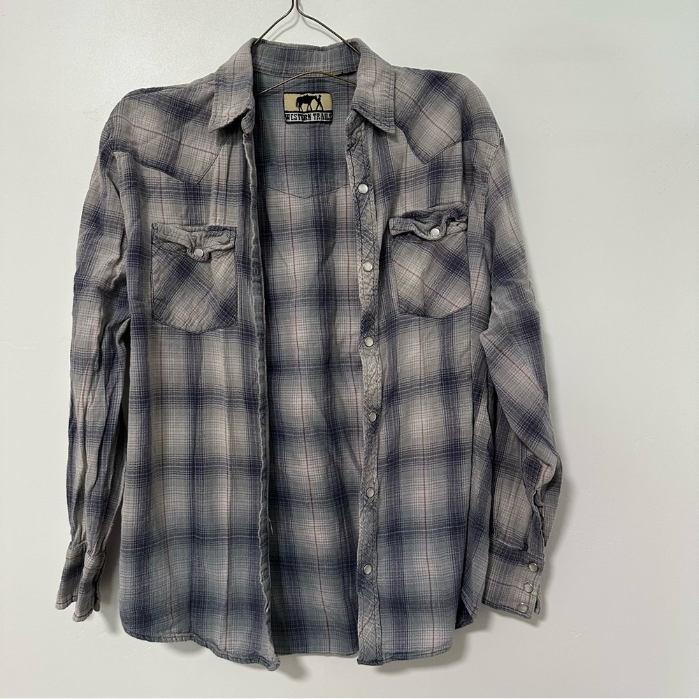 Western Trails Gray Plaid Casual Button-Down Shirt